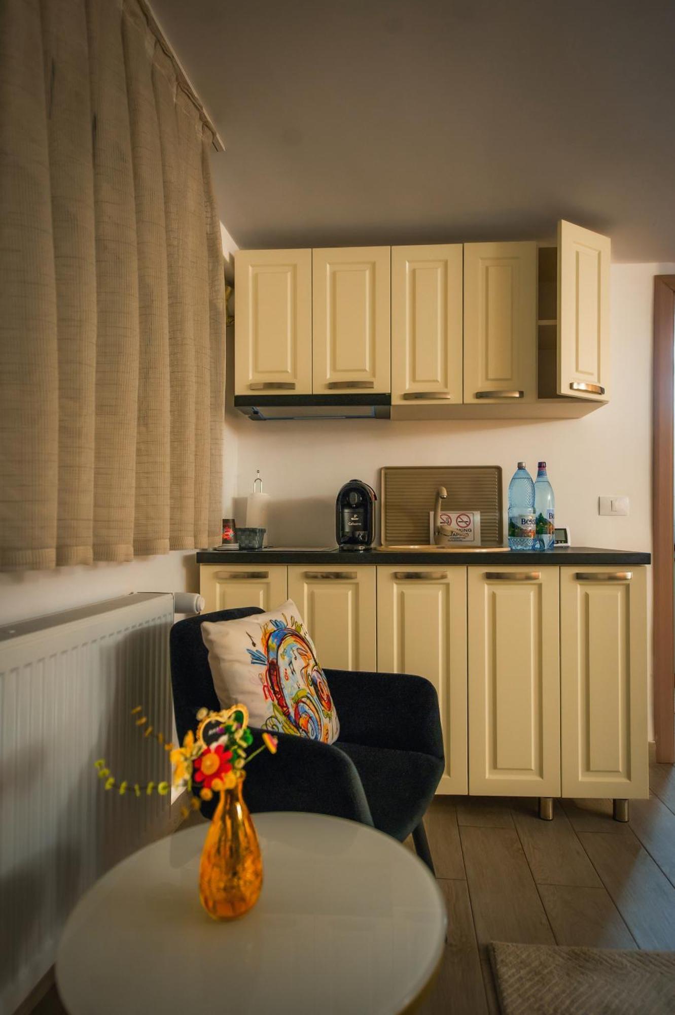 Amada City Center Iasi Room photo